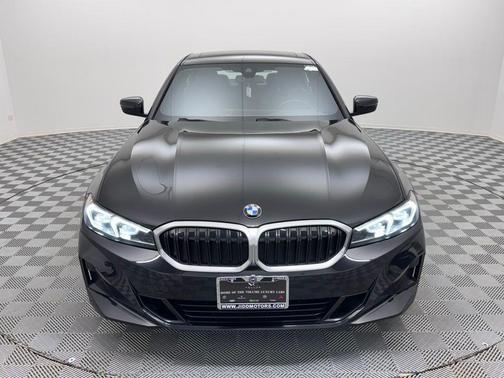 2024 BMW 330 i xDrive