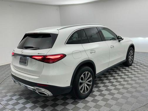 2024 Mercedes-Benz GLC 300 4MATIC