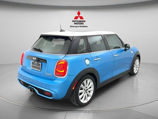 Electric Blue Metallic 2015 MINI Hardtop Cooper S