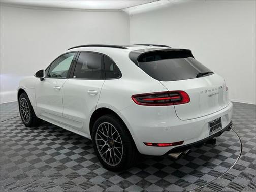 2015 Porsche Macan Turbo