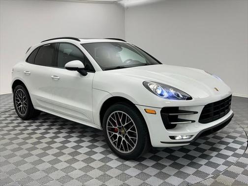 2015 Porsche Macan Turbo