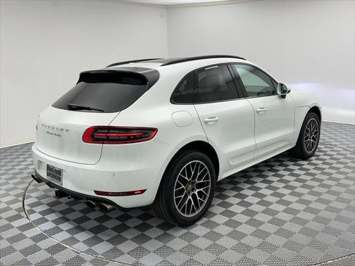 2015 Porsche Macan Turbo