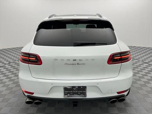 2015 Porsche Macan Turbo