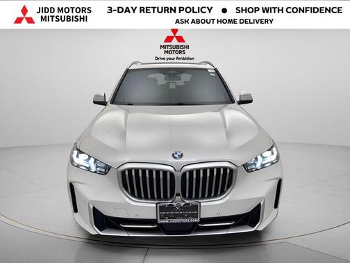 White 2024 BMW X5 xDrive40i