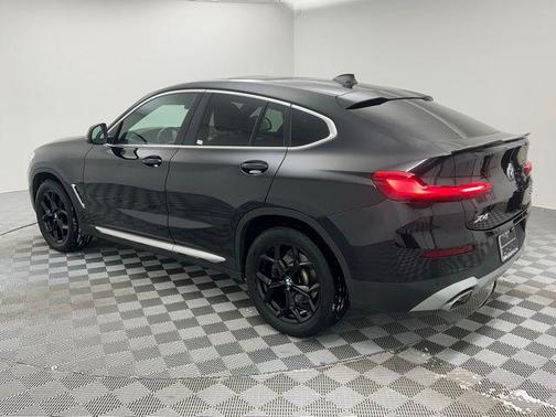 2024 BMW X4 xDrive30i