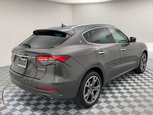 2021 Maserati Levante Base