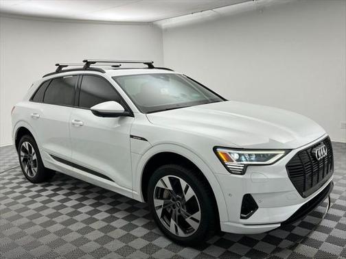 2021 Audi e-tron Premium