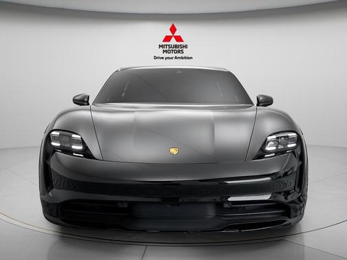 2022 Porsche Taycan 4