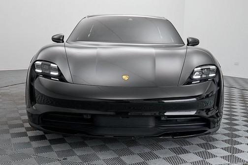 2022 Porsche Taycan 4