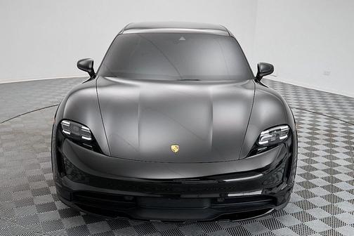 2022 Porsche Taycan 4