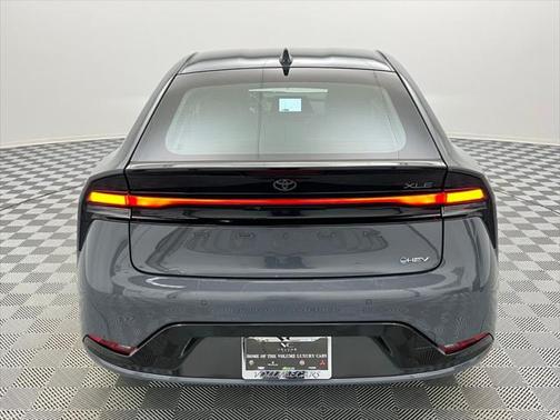 2024 Toyota Prius XLE