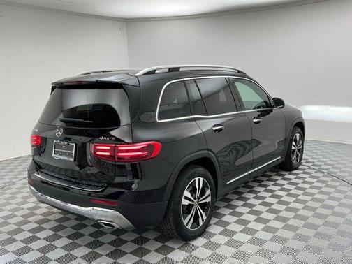 2025 Mercedes-Benz GLB 250 4MATIC