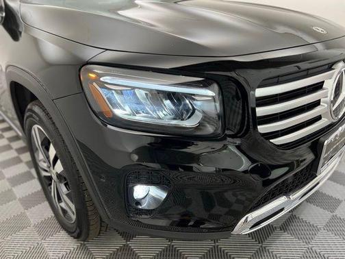 2025 Mercedes-Benz GLB 250 4MATIC