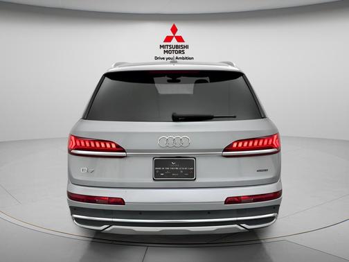 Florett Silver Metallic 2022 Audi Q7 55 Premium Plus