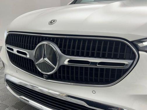 2023 Mercedes-Benz GLC 300 4MATIC