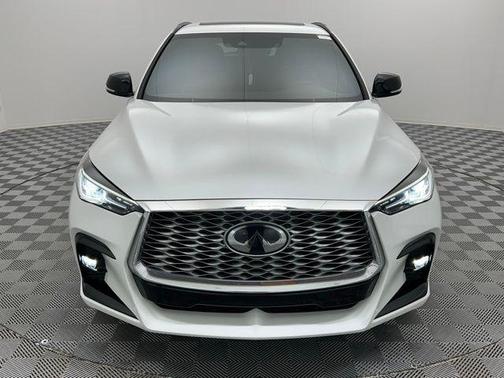 2024 INFINITI QX55 LUXE