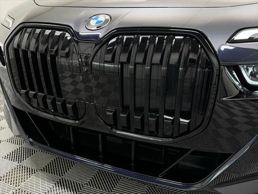 2023 BMW 760 i xDrive