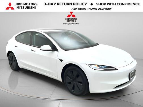 Pearl White Multi-Coat 2024 Tesla Model 3 Long Range