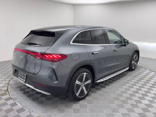 Selenite Grey Metallic 2023 Mercedes-Benz EQE 350 4MATIC