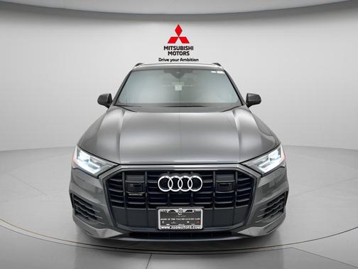 Samurai Gray Metallic 2022 Audi Q7 55 Premium Plus