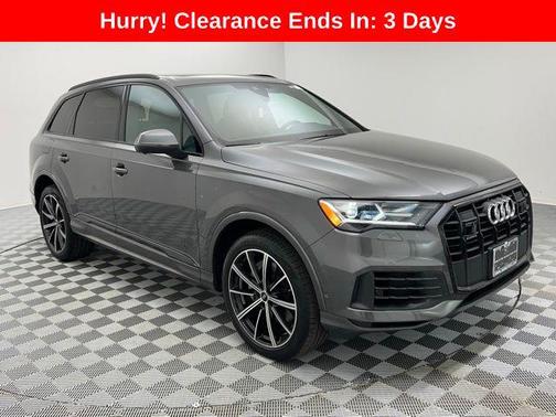 2022 Audi Q7 55 Premium Plus