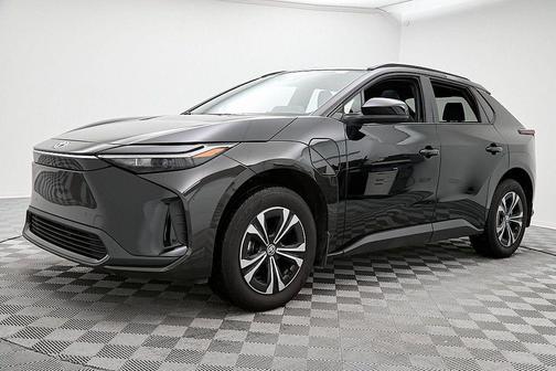 2024 Toyota bZ4X XLE