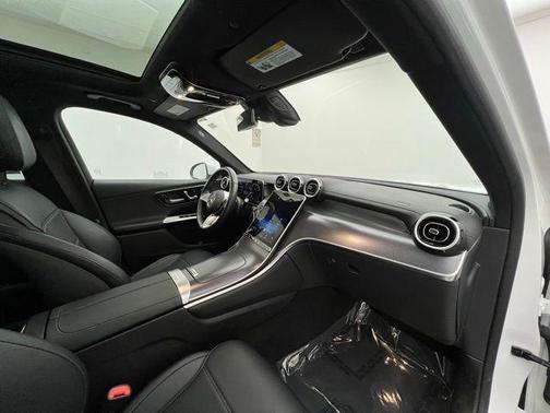 2024 Mercedes-Benz GLC 300 4MATIC