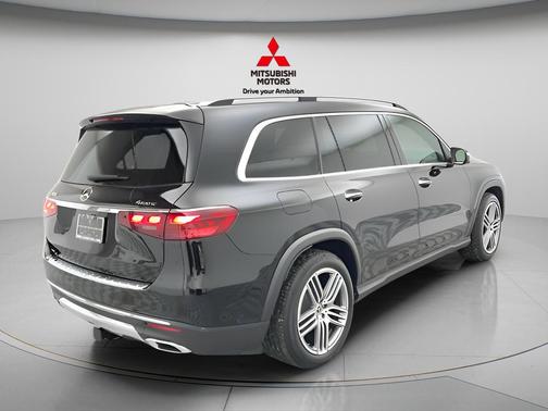 Black 2025 Mercedes-Benz GLS 450 4MATIC