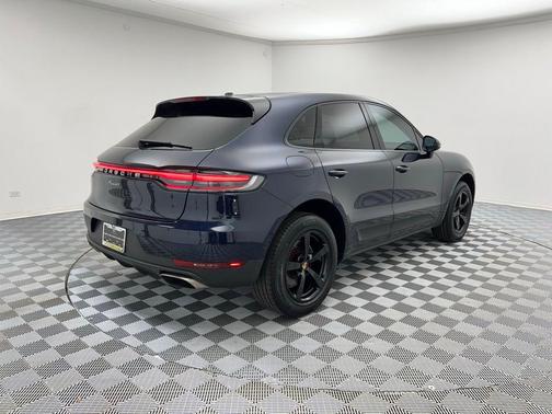 2021 Porsche Macan Base