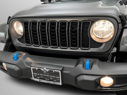 Granite Crystal Metallic Clearcoat 2024 Jeep Wrangler 4xe Sport S