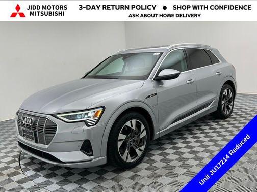 2022 Audi e-tron Premium