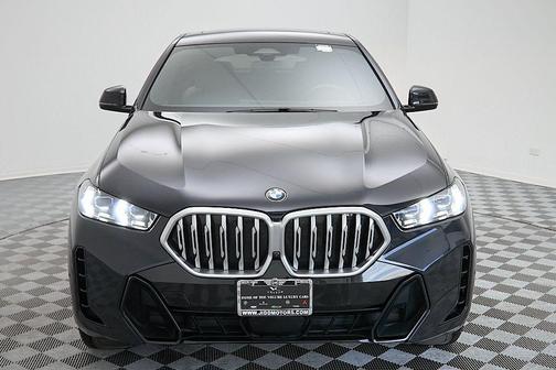 2025 BMW X6 xDrive40i