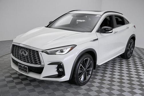 2023 INFINITI QX55 LUXE