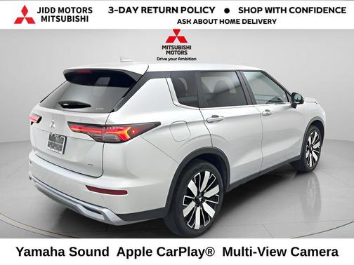 Alloy Silver Metallic 2025 Mitsubishi Outlander SE 2.5 S-AWC