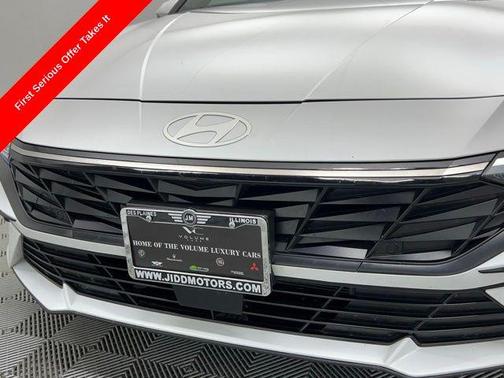 2025 Hyundai ELANTRA HEV Limited