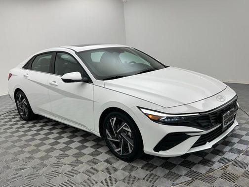 2025 Hyundai ELANTRA HEV Limited