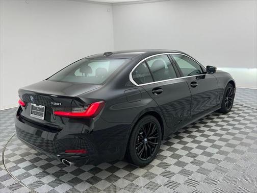 2024 BMW 330 i xDrive