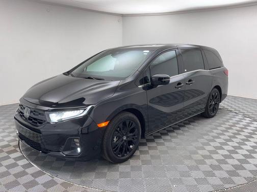 Crystal Black Pearl 2025 Honda Odyssey Sport-L