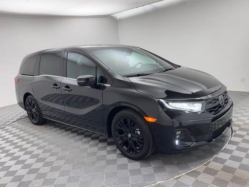 Crystal Black Pearl 2025 Honda Odyssey Sport-L