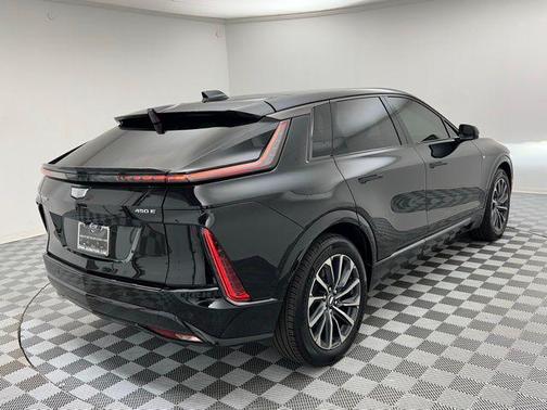 2024 Cadillac LYRIQ Sport
