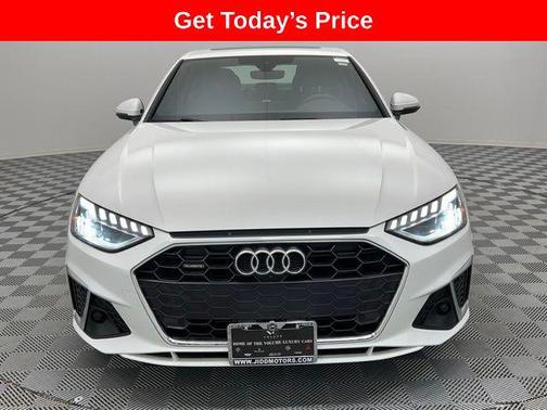 2023 Audi A4 45 S line Premium Plus