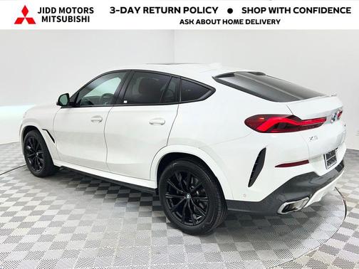 Alpine White 2025 BMW X6 xDrive40i