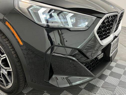 2025 BMW X2 xDrive28i