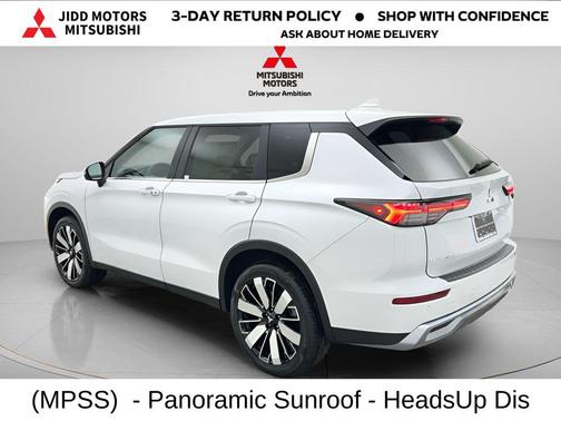 White Diamond 2026 Mitsubishi Outlander SE 1.5T S-AWC