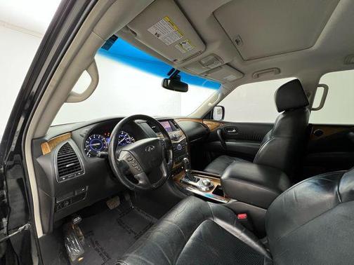 2013 INFINITI QX56 Base