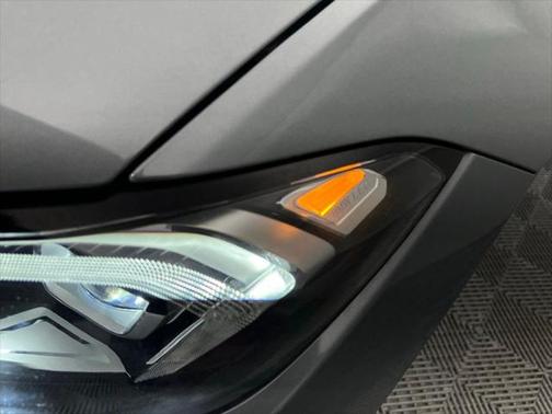 2024 BMW 330 i xDrive