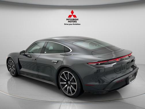 2022 Porsche Taycan 4S