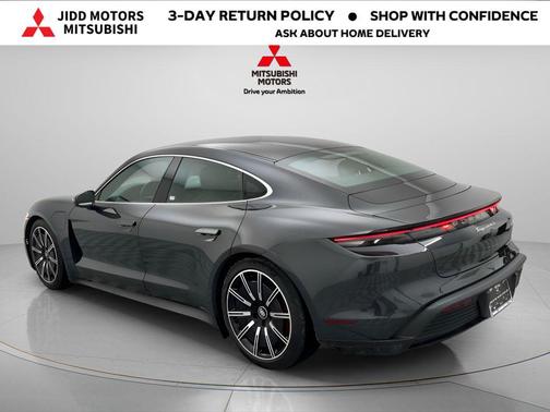 Volcano Grey Metallic 2022 Porsche Taycan 4S