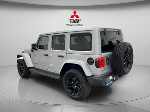 Silver Zynith Clearcoat 2023 Jeep Wrangler 4xe Sahara