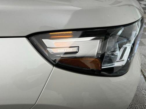 2025 BMW X1 xDrive 28i